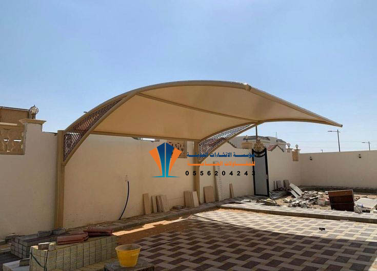 مظلة سيارة كابولي